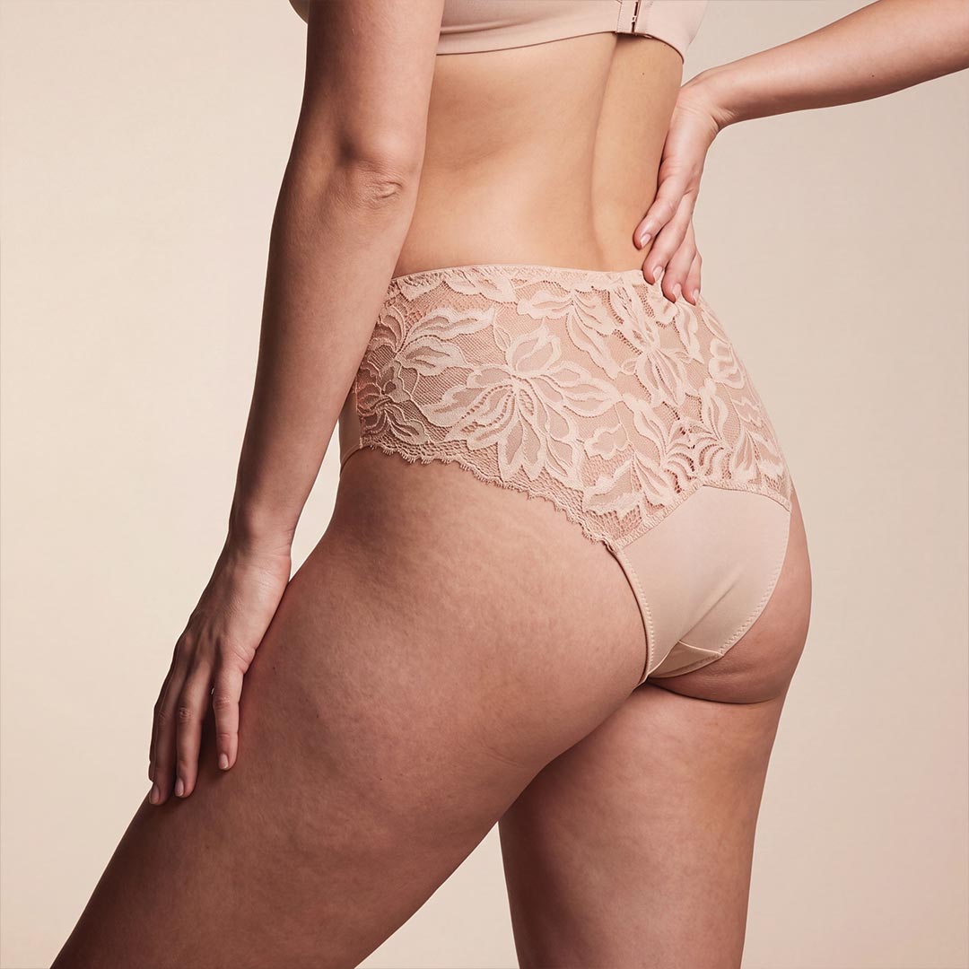 Culotte assorbente in pizzo elegante